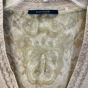 TAHARI Vest Beige Decorative Stitching XS S Gently Used